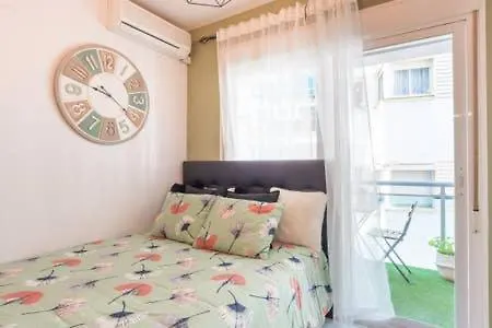 Torremolinos Centro, Piso Moderno, Playa, Wifi, Netflixアパートメント 0*,  スペイン